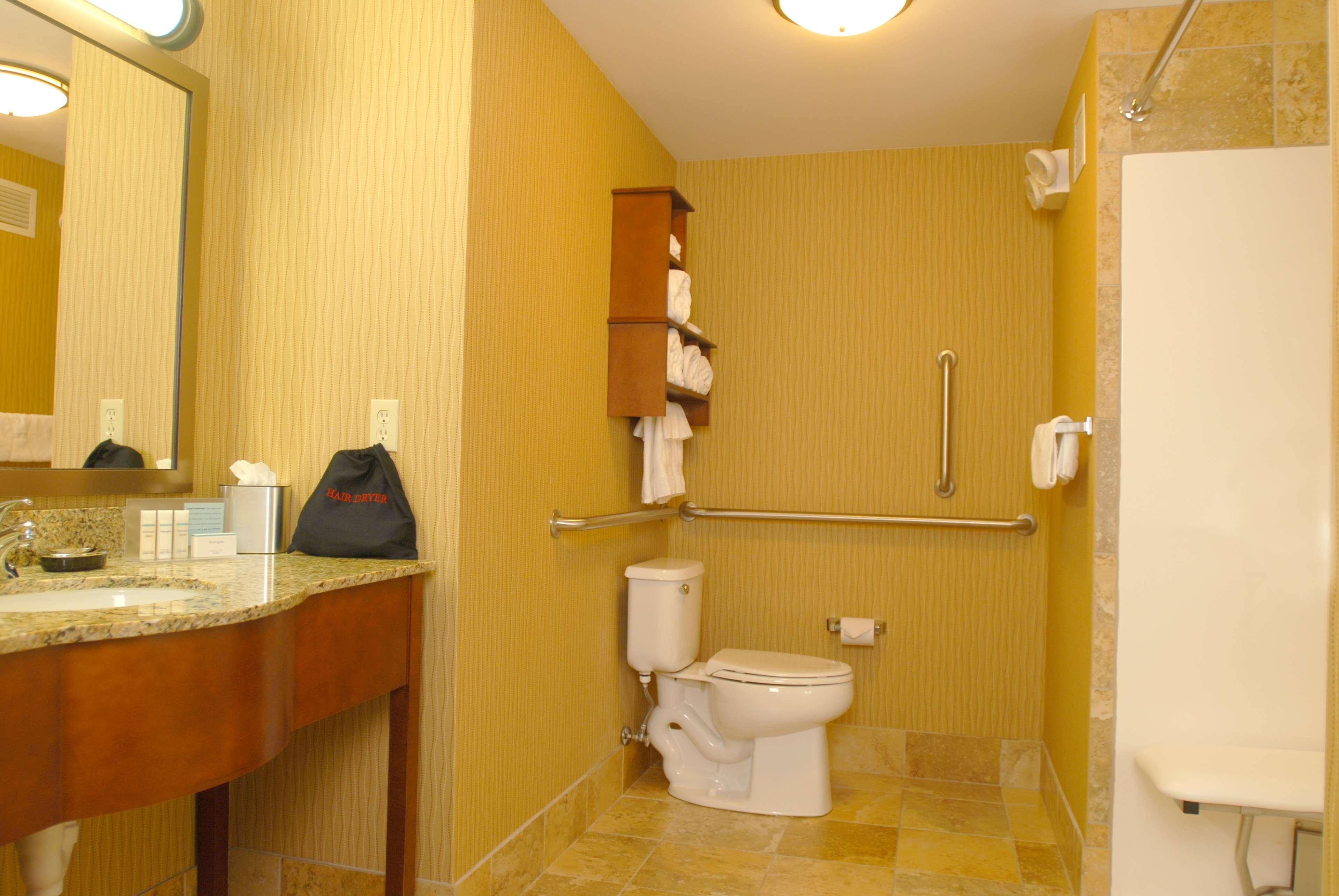 Hampton Inn Tomah Extérieur photo