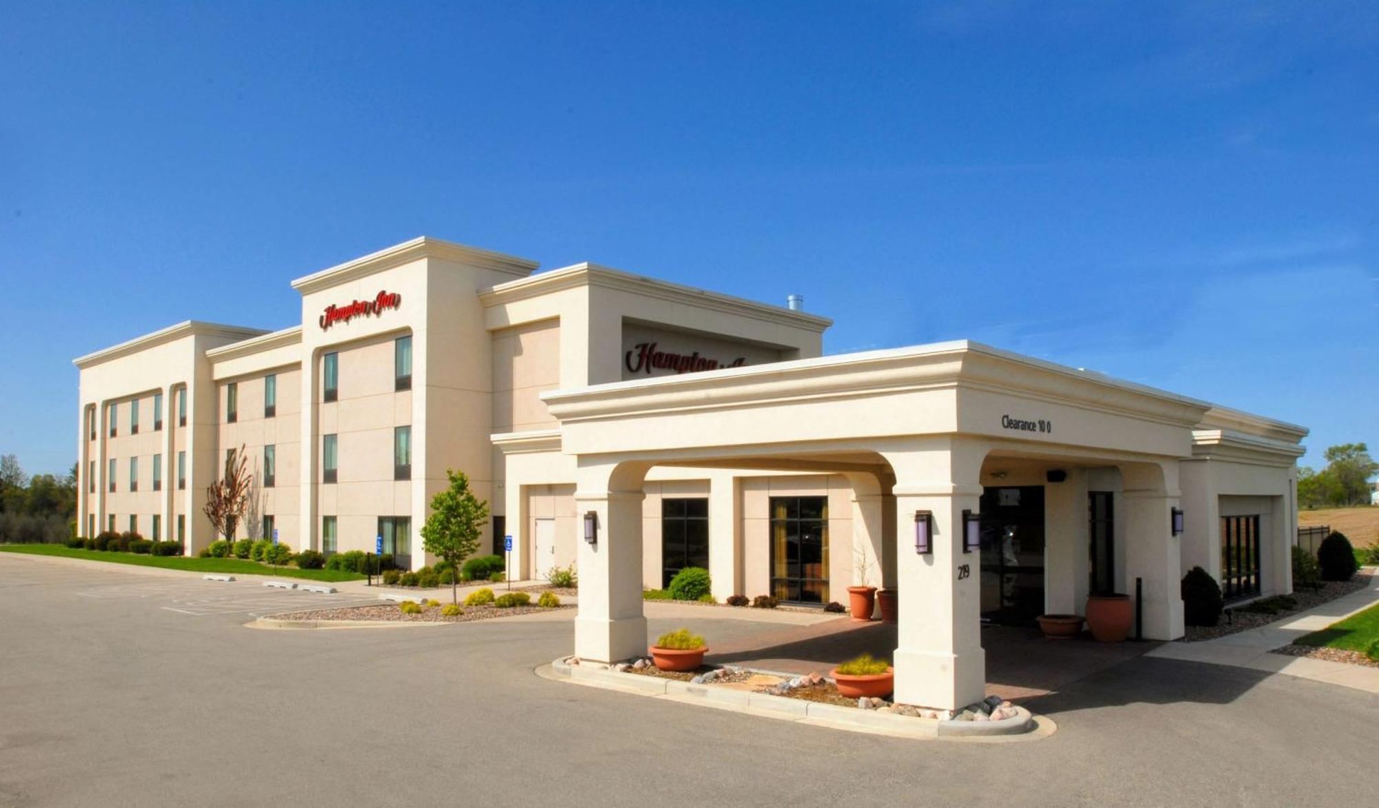 Hampton Inn Tomah Extérieur photo